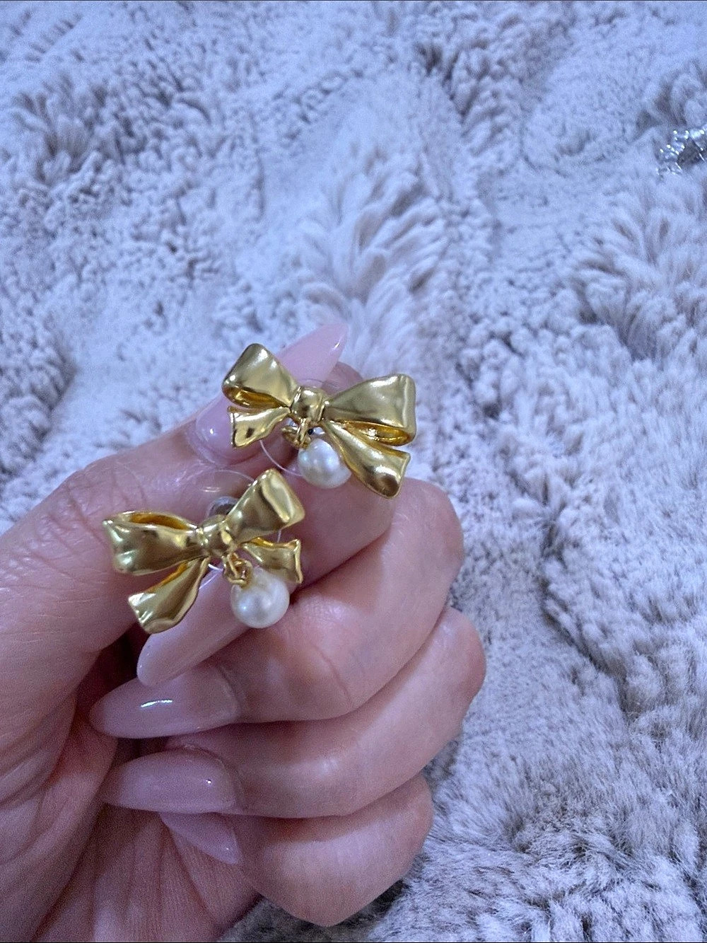 J.Crew Bow Pearl Drop Earrings Gold & White Like New